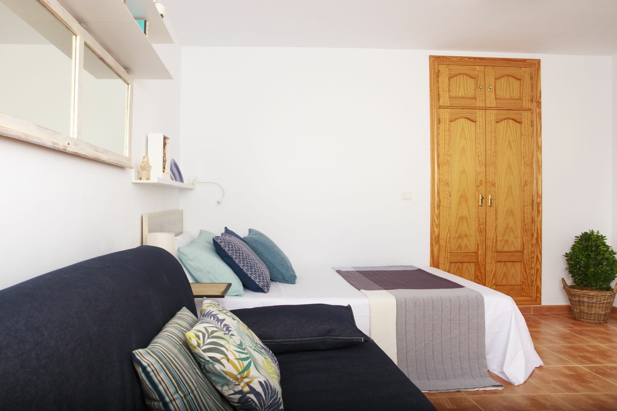 Sea & Wave Ventura Studio Apartment Málaga Buitenkant foto